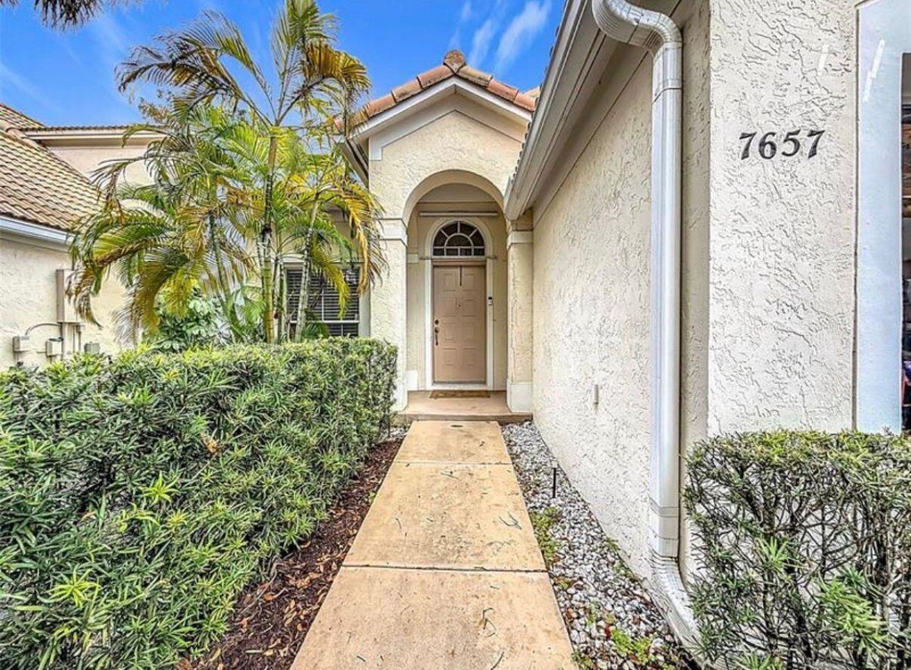 7657 Sanctuary Drive, Coral Springs, FL 33065 Photo