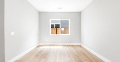 2437 Newberry Court, Unit Oakhill 10, Sparks, NV 89436 Photo