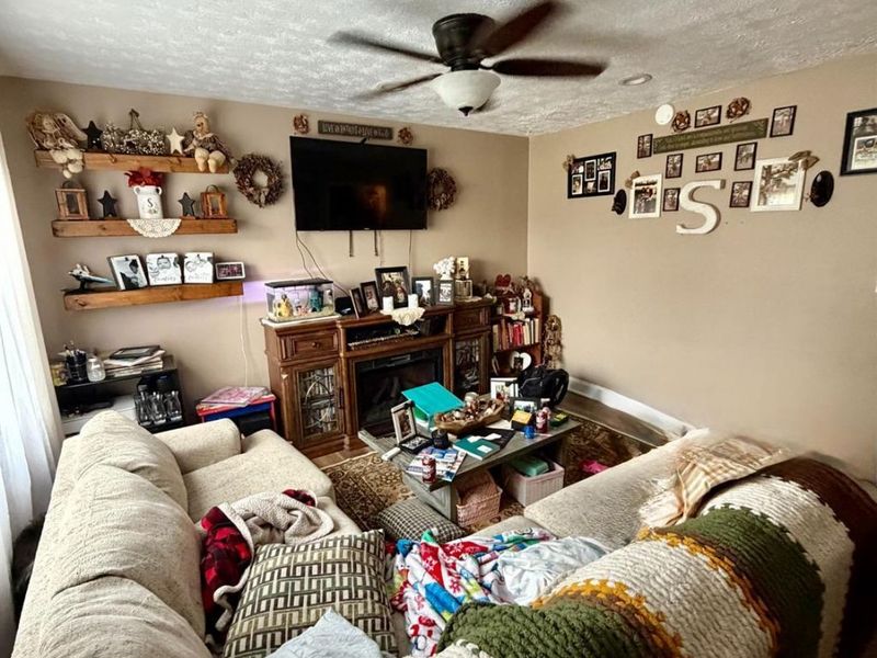 3400 Amberway Court, Colerain Township, OH 45251 Photo 3