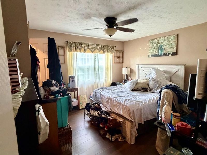 3400 Amberway Court, Colerain Township, OH 45251 Photo 9