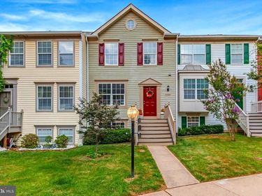 15641 PLAIN DEALING PLACE, MANASSAS, VA 20112