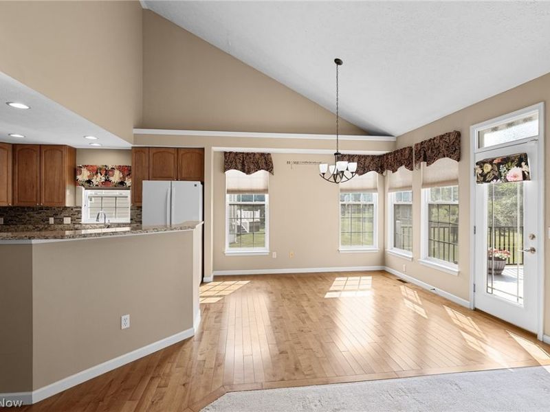 190 Cobblestone Court, Berea, OH 44017 Photo 14