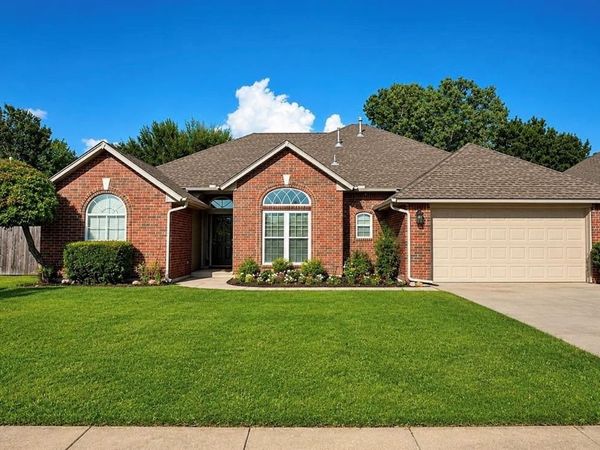 4013 Brownwood Lane, Norman, OK 73072