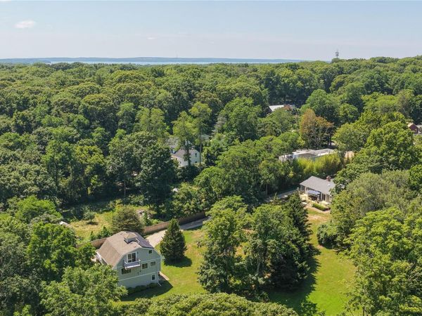 64A N Midway Road, Shelter Island, NY 11964