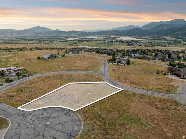 5857 E WILDFLOWER CT , Unit 107, Eden, UT 84310