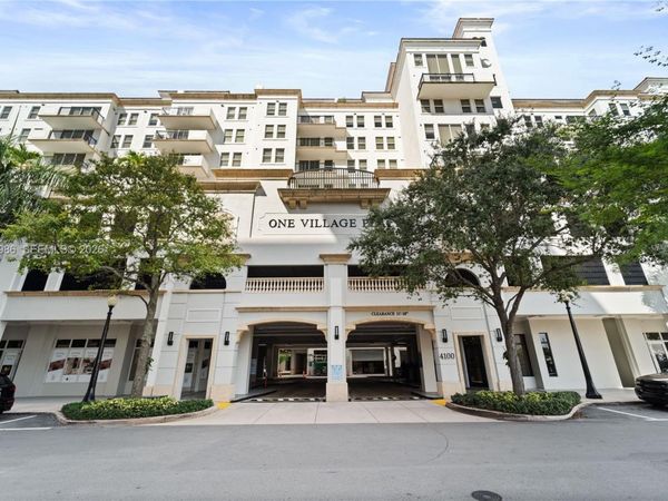 4100 Salzedo St , Unit 518, Coral Gables, FL 33146