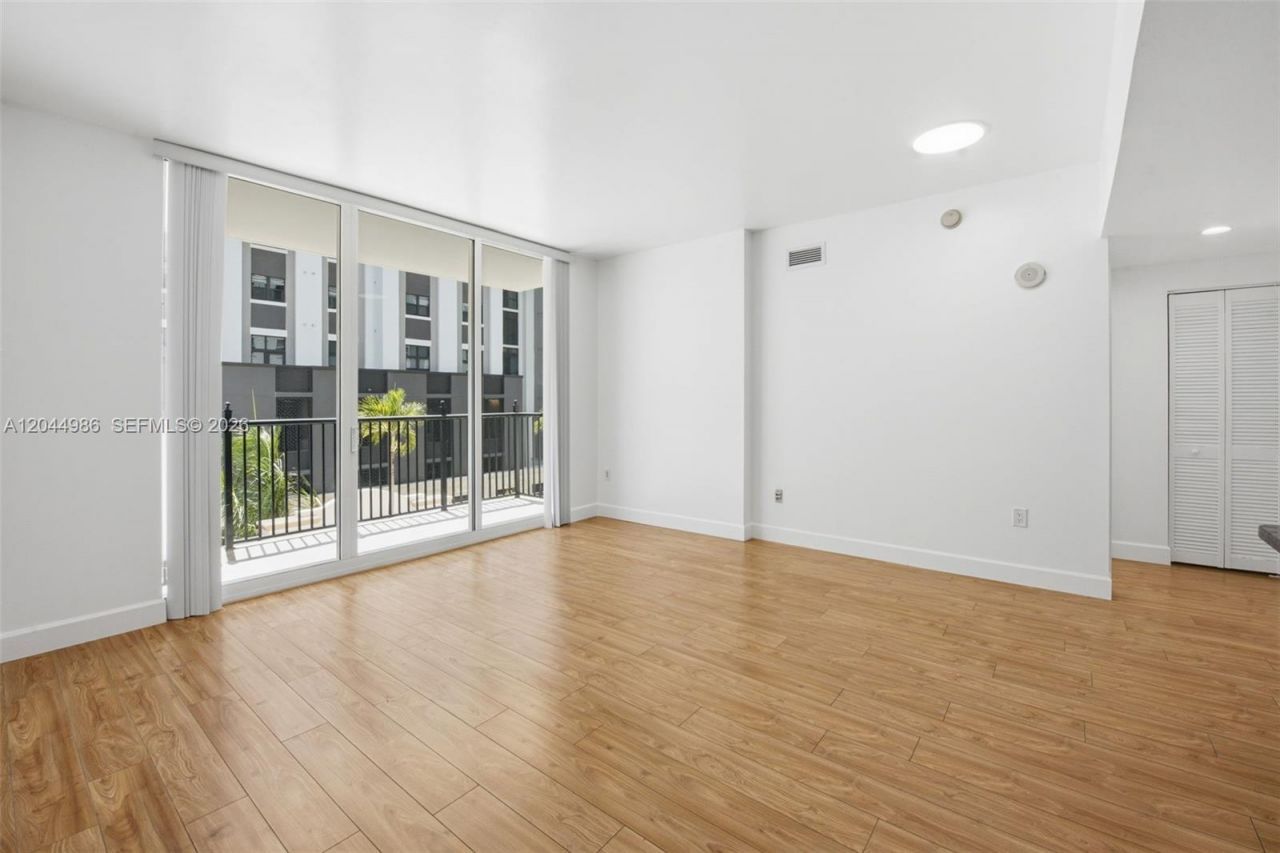 4100 Salzedo St , Unit 518, Coral Gables, FL 33146 Photo