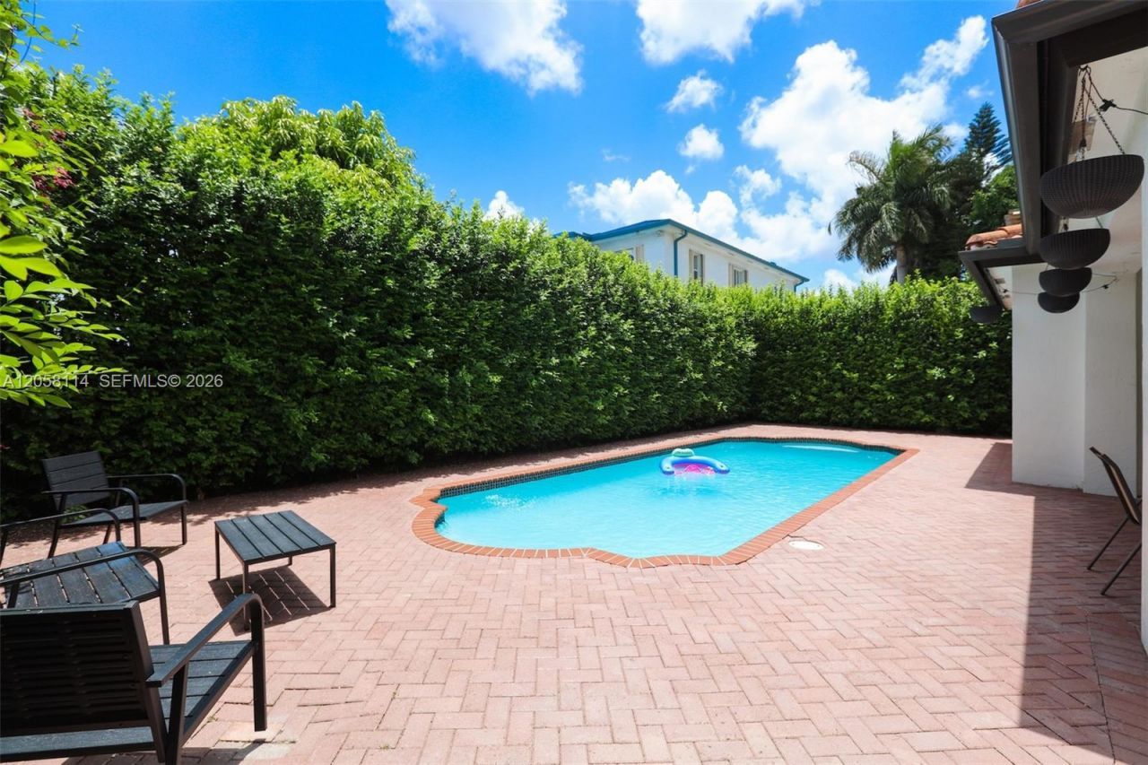 15270 SW 115th Ter , Miami, FL 33196 Photo