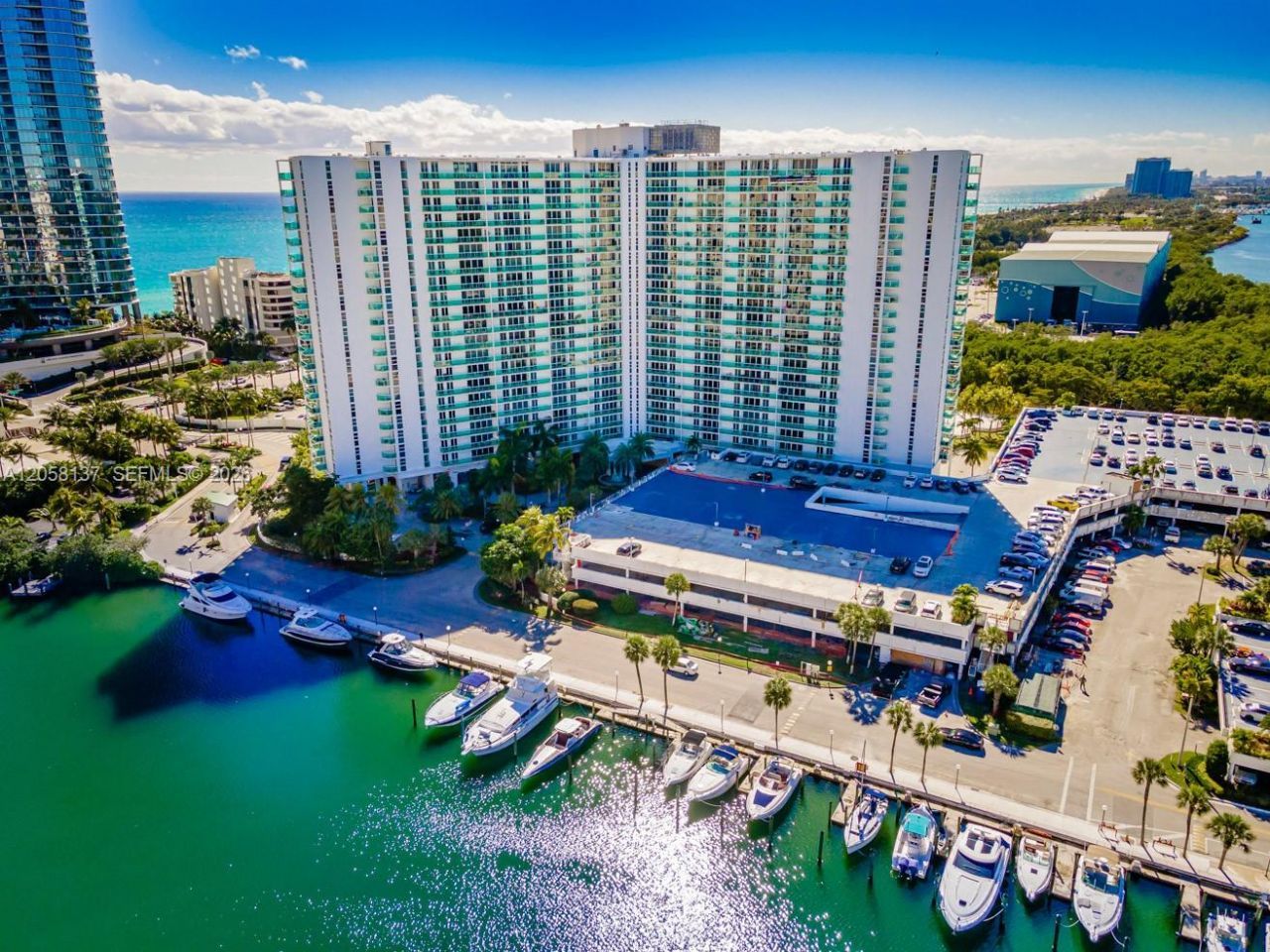 100 Bayview Dr , Unit 317, Sunny Isles Beach, FL 33160 Photo