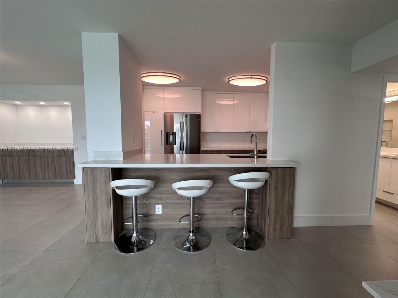 100 Bayview Dr , Unit 317, Sunny Isles Beach, FL 33160 Photo