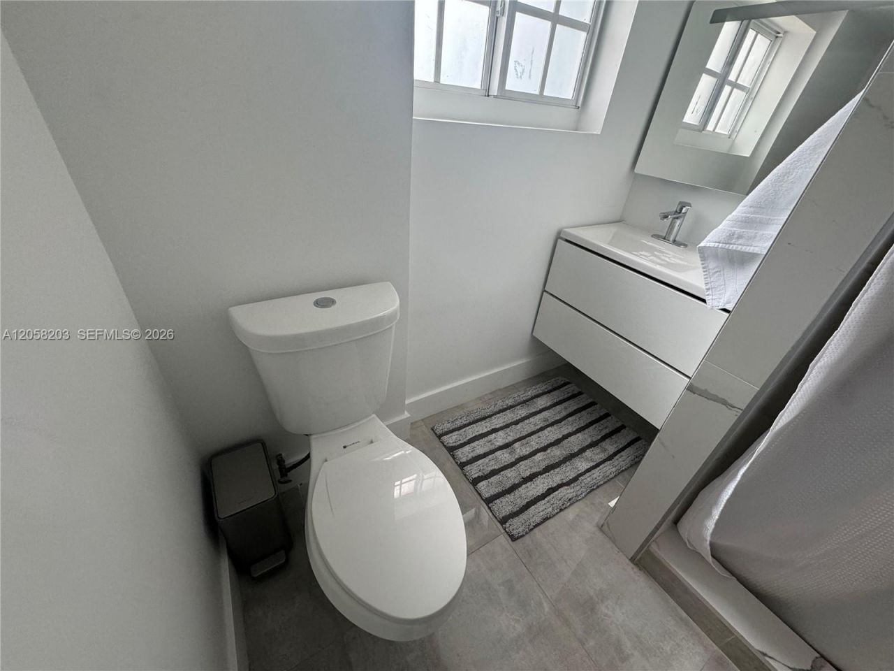 1904 SW 28th St, Fort Lauderdale, FL 33315 Photo