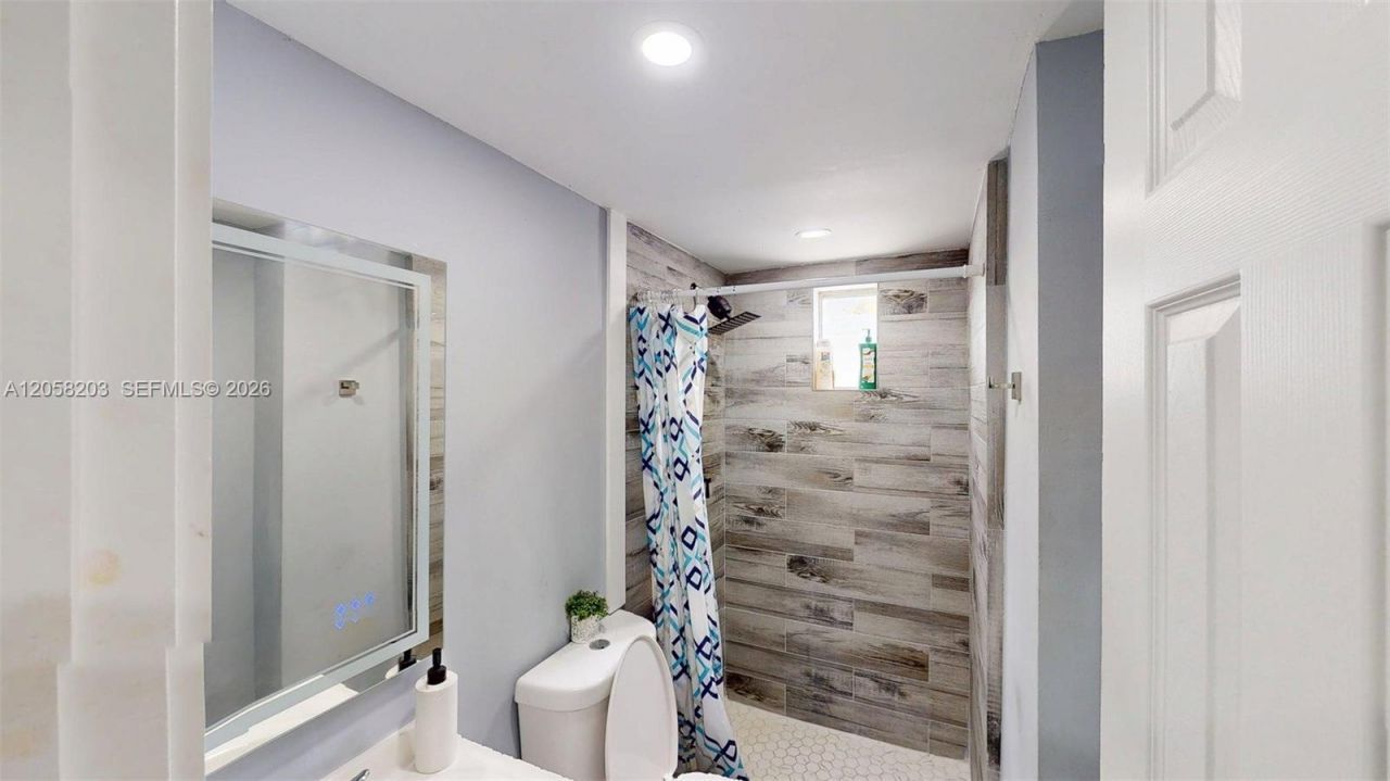 1904 SW 28th St, Fort Lauderdale, FL 33315 Photo