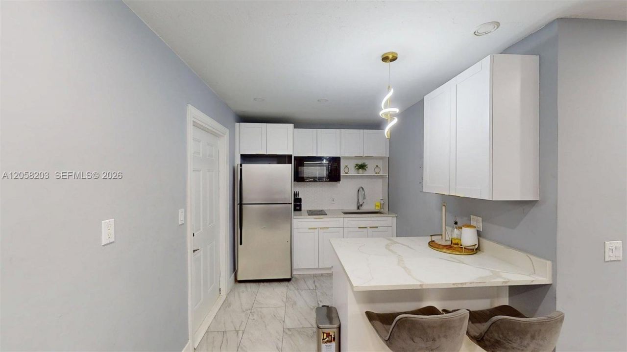 1904 SW 28th St, Fort Lauderdale, FL 33315 Photo