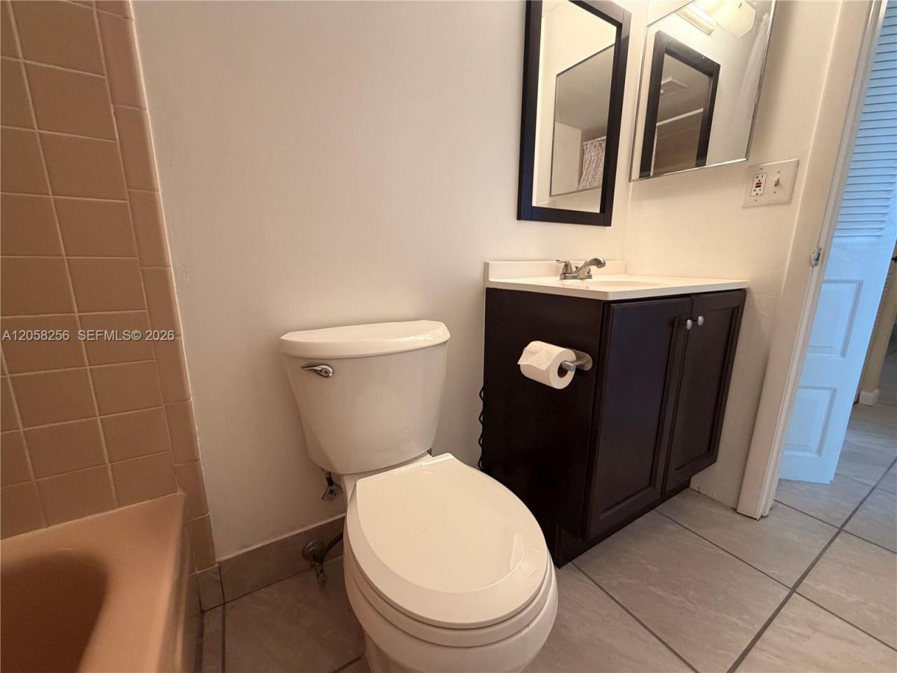 7620 NW 18th St, Unit 403, Margate, FL 33063 Photo