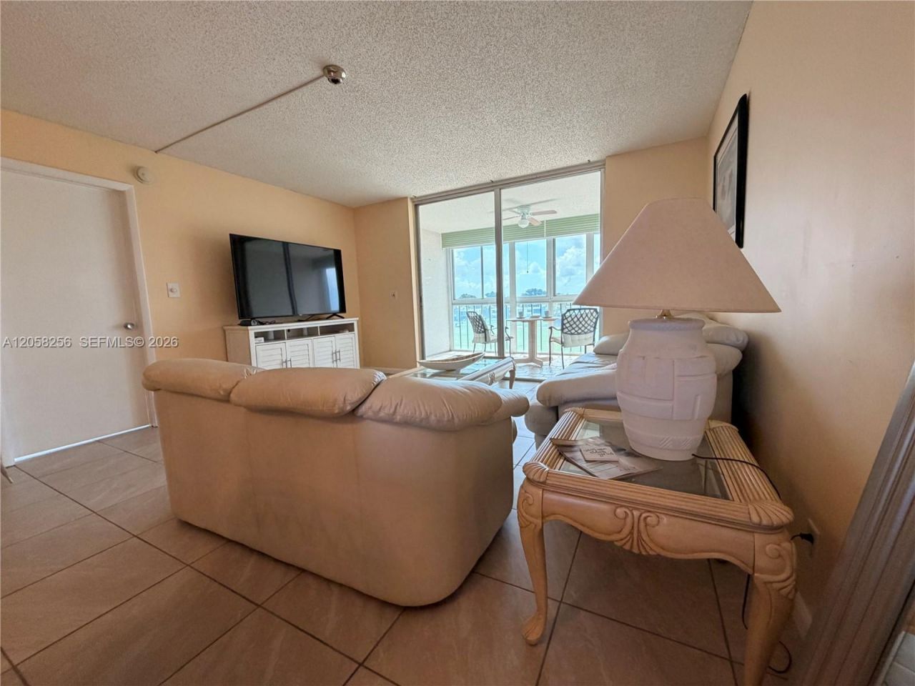 7620 NW 18th St, Unit 403, Margate, FL 33063 Photo