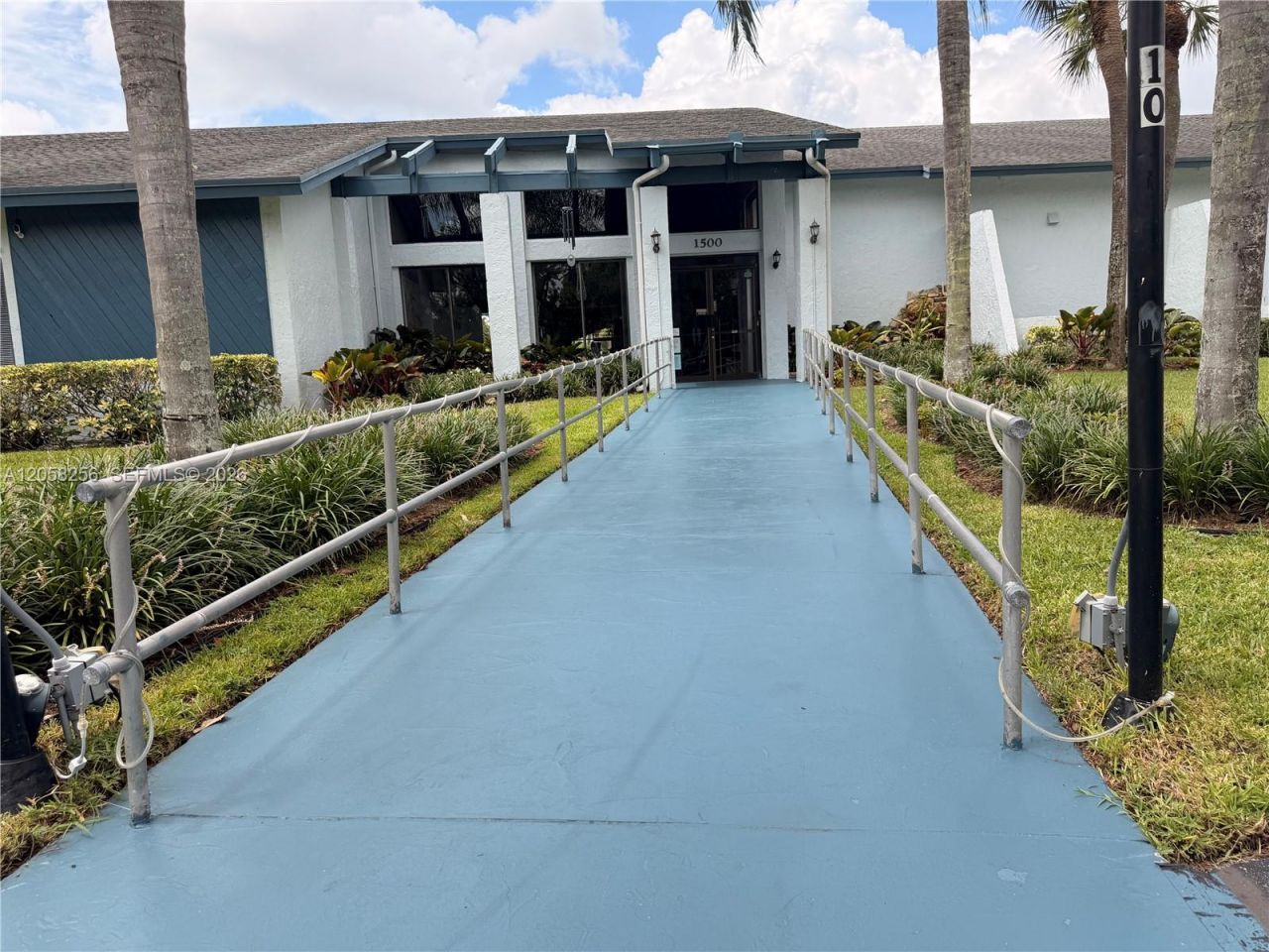 7620 NW 18th St, Unit 403, Margate, FL 33063 Photo