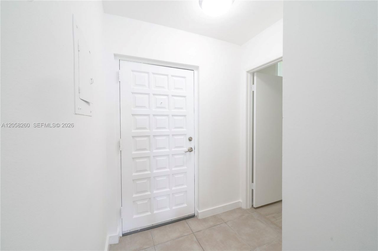 750 NE 64th St, Unit B404, Miami, FL 33138 Photo