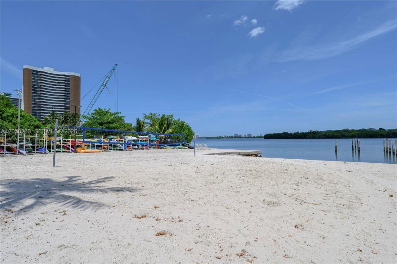 750 NE 64th St , Unit B404, Miami, FL 33138 Photo