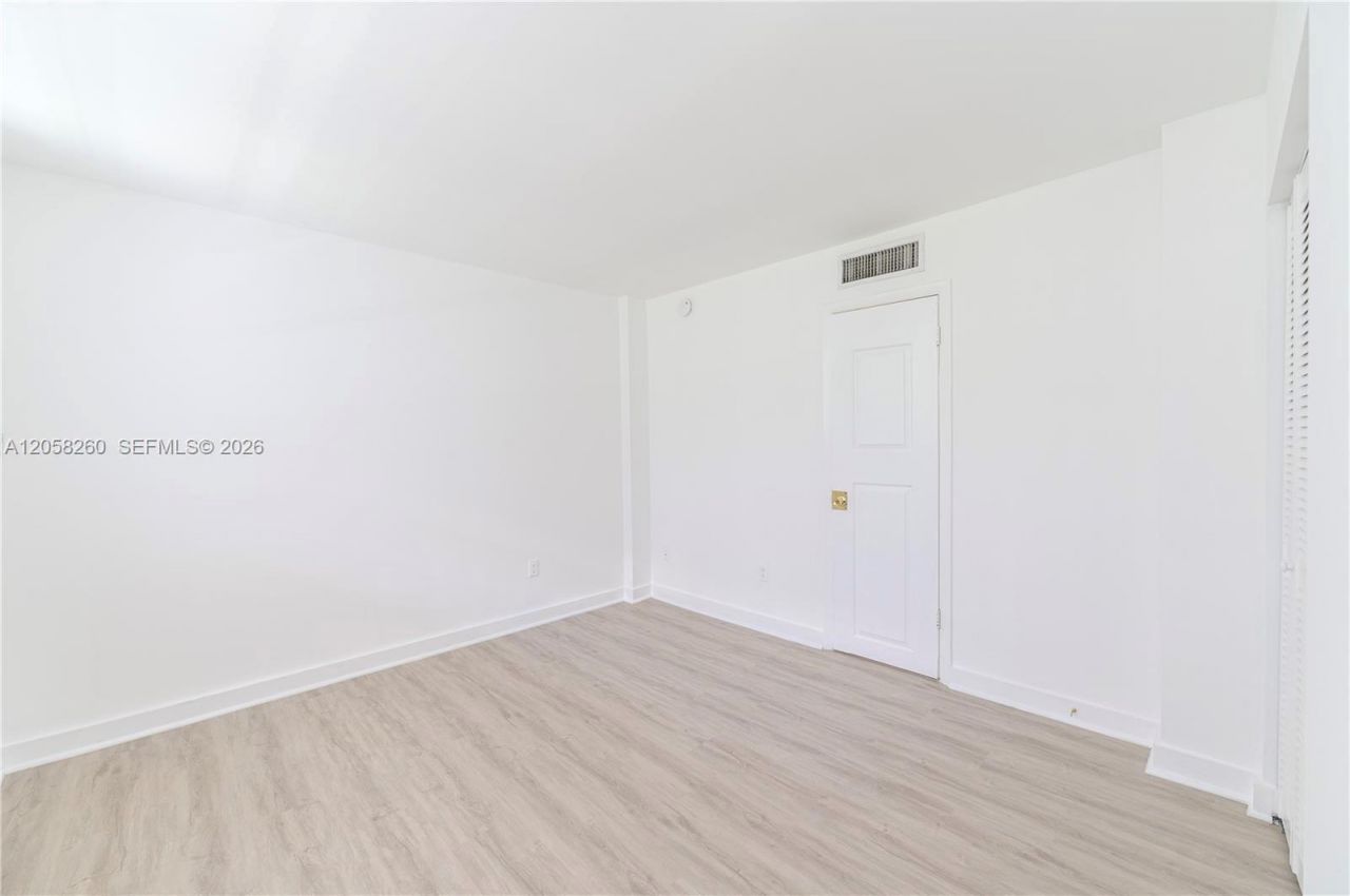 750 NE 64th St, Unit B404, Miami, FL 33138 Photo