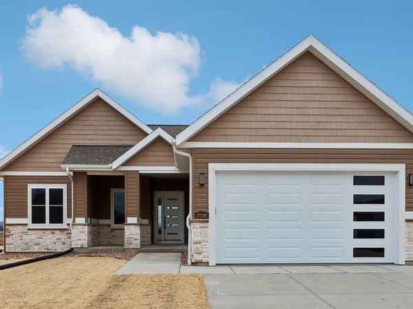 228 Falcon Court, Sauk City, WI 53583