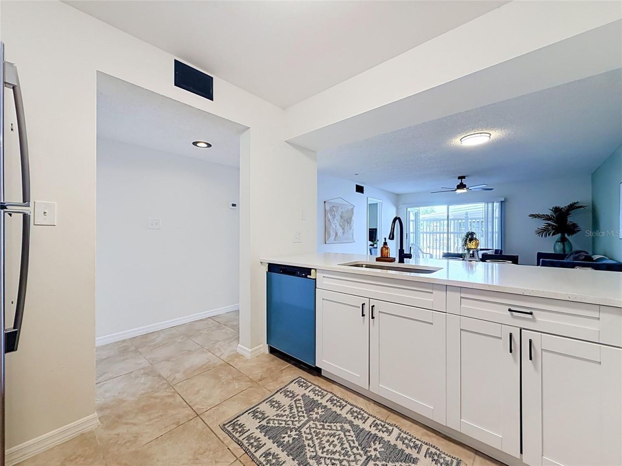 6826 Stones Throw Circle N, Unit 11101, Saint Petersburg, FL 33710 Photo