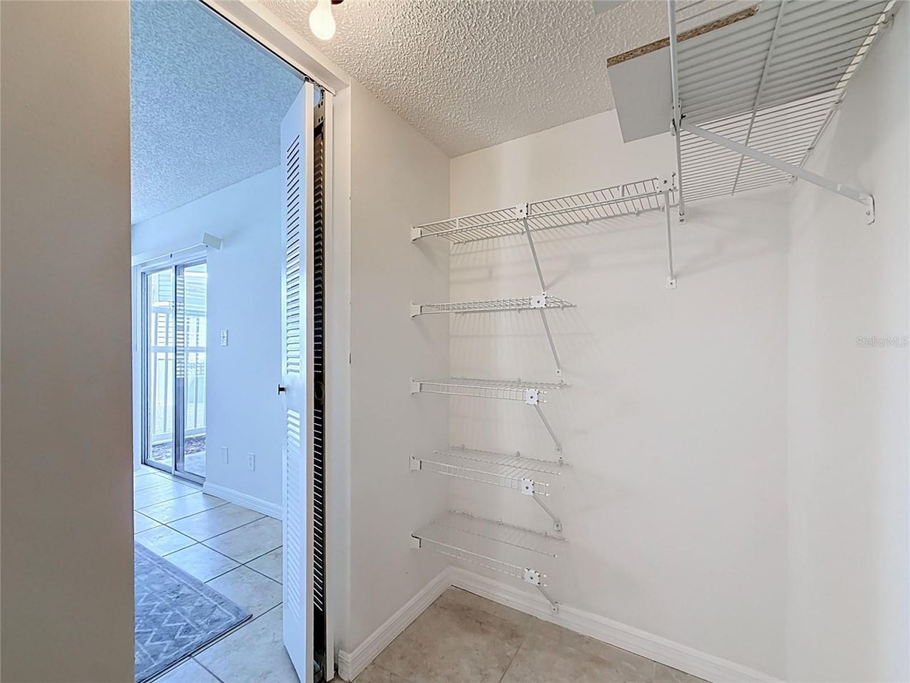 6826 Stones Throw Circle N, Unit 11101, Saint Petersburg, FL 33710 Photo