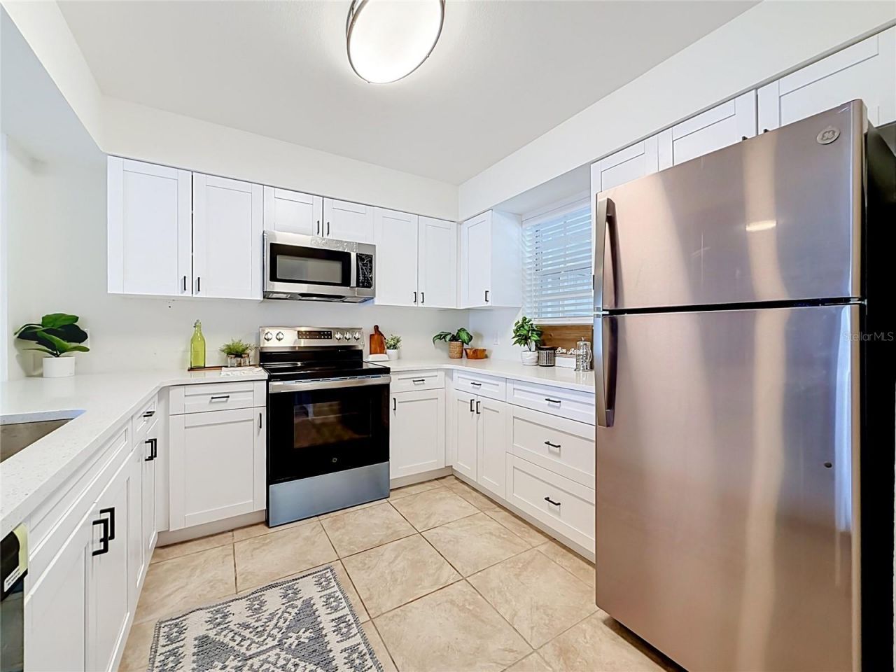 6826 Stones Throw Circle N, Unit 11101, Saint Petersburg, FL 33710 Photo