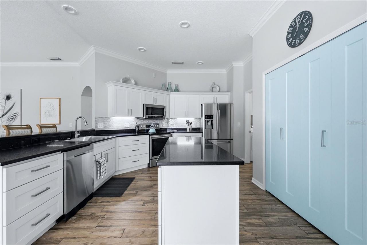 4617 Egmont Drive, Bradenton, FL 34203 Photo