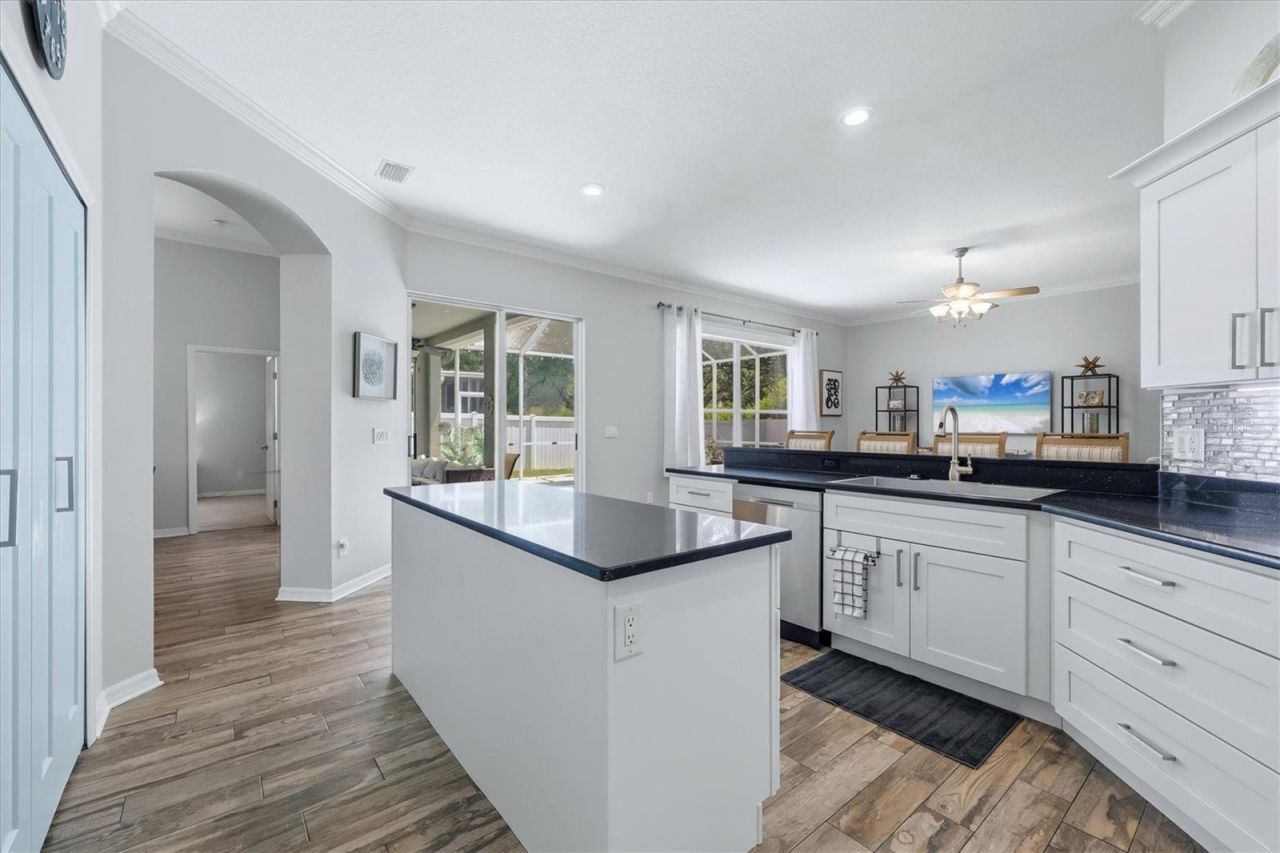 4617 Egmont Drive, Bradenton, FL 34203 Photo