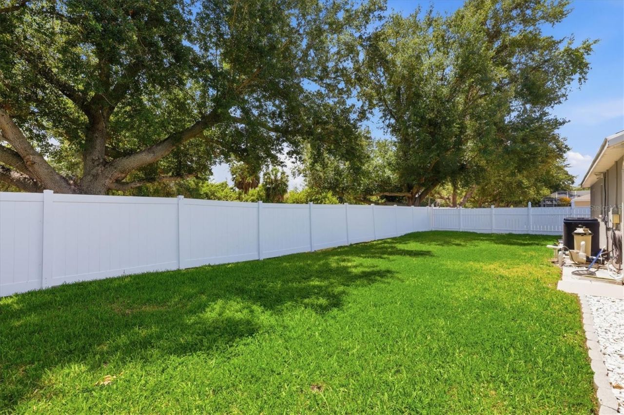 4617 Egmont Drive, Bradenton, FL 34203 Photo