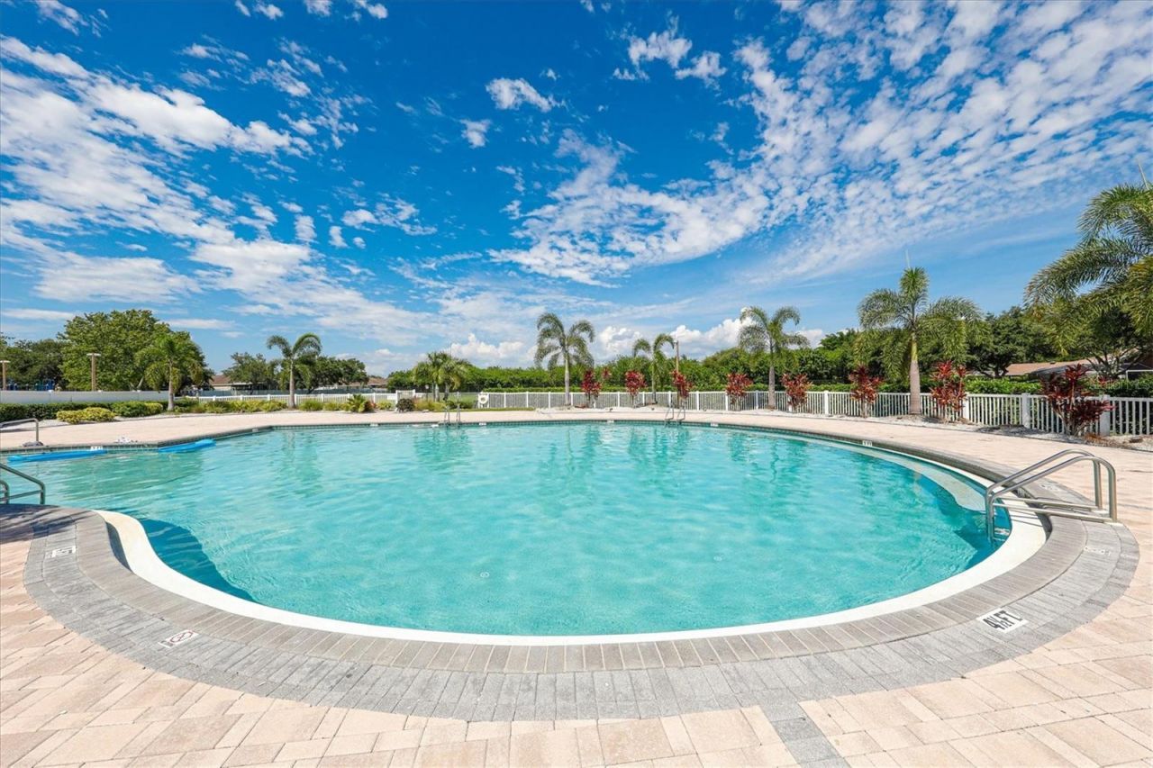 4617 Egmont Drive, Bradenton, FL 34203 Photo