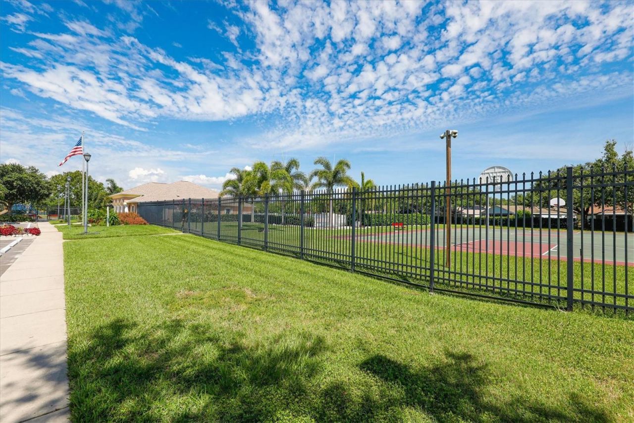 4617 Egmont Drive, Bradenton, FL 34203 Photo