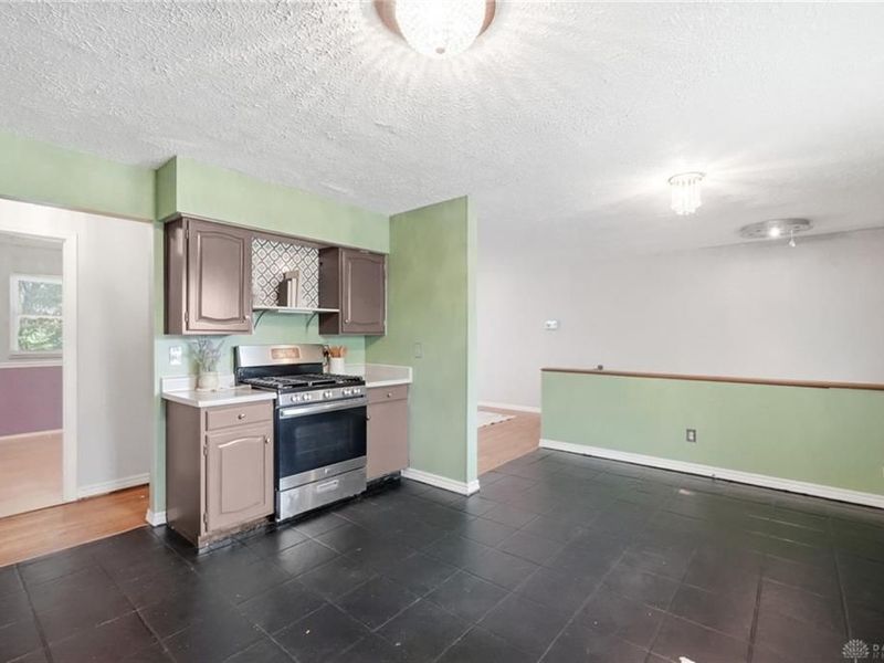 5908 Verdi Drive, West Carrollton, OH 45449 Photo 14