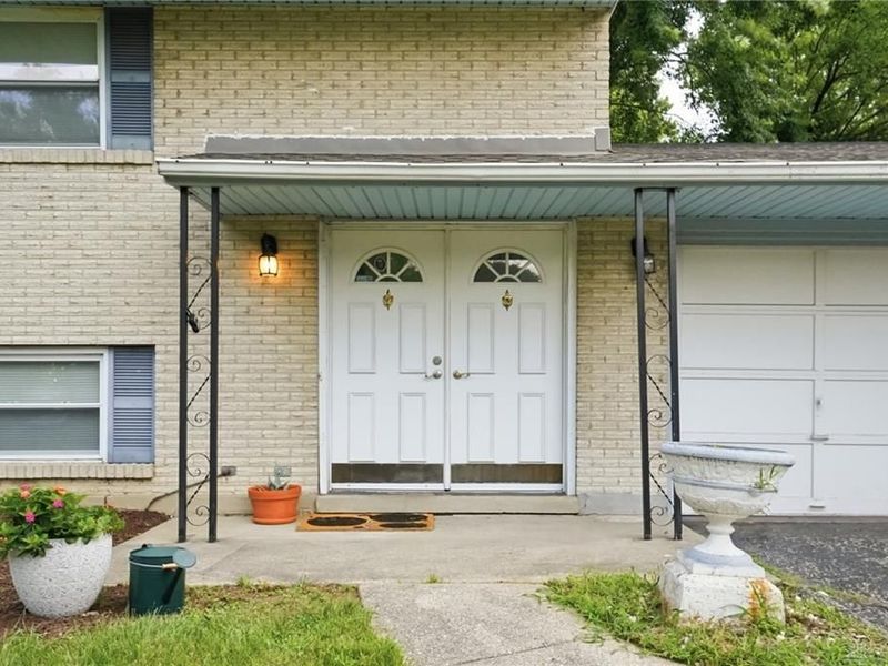 5908 Verdi Drive, West Carrollton, OH 45449 Photo 4