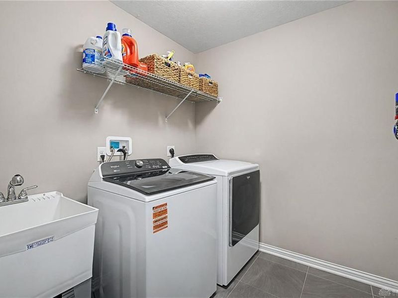 7728 Devonwood Court, Huber Heights, OH 45424 Photo 32