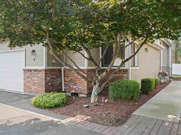 1218 E 30th Ave, Spokane, WA 99203