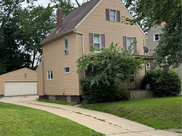 1529 Beardsley Street , Akron, OH 44301