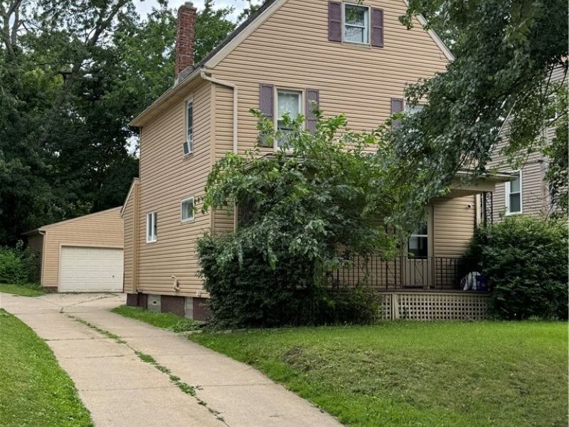 1529 Beardsley Street, Akron, OH 44301 Photo 2