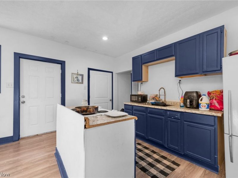 3208 E 66th Street, Cleveland, OH 44127 Photo 19