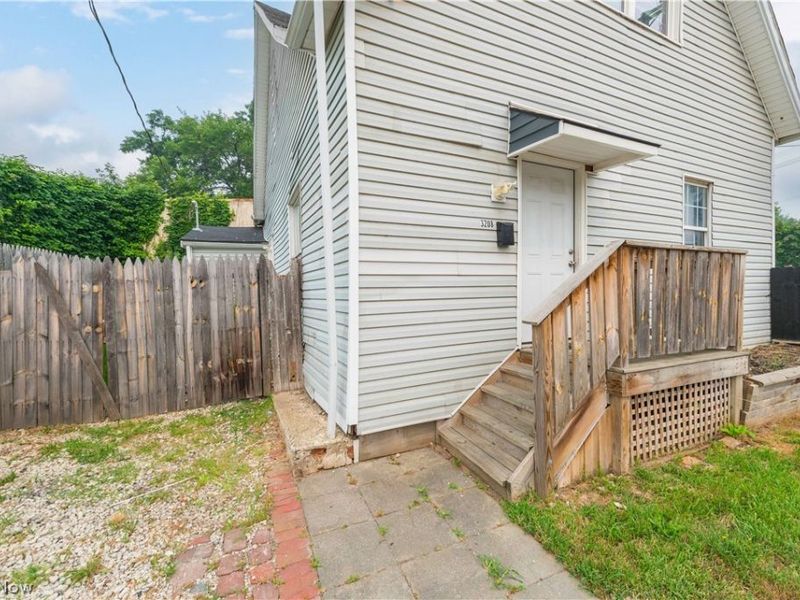 3208 E 66th Street, Cleveland, OH 44127 Photo 6
