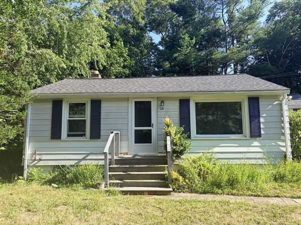 32 Paine Avenue, Barnstable, MA 02601