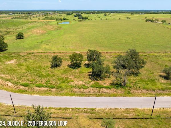 250 Ferguson LOOP, Dale, TX 78616