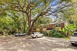 325 Tall Oak Avenue photo 4