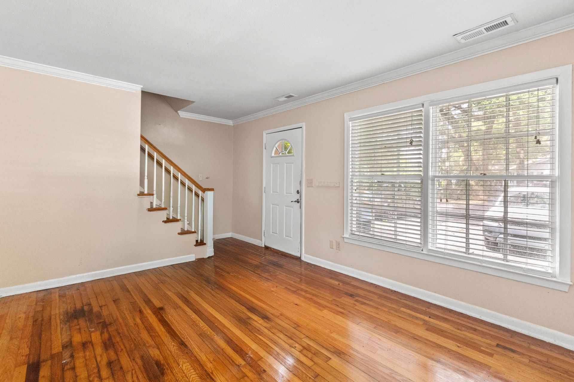 325 Tall Oak Avenue Photo 27