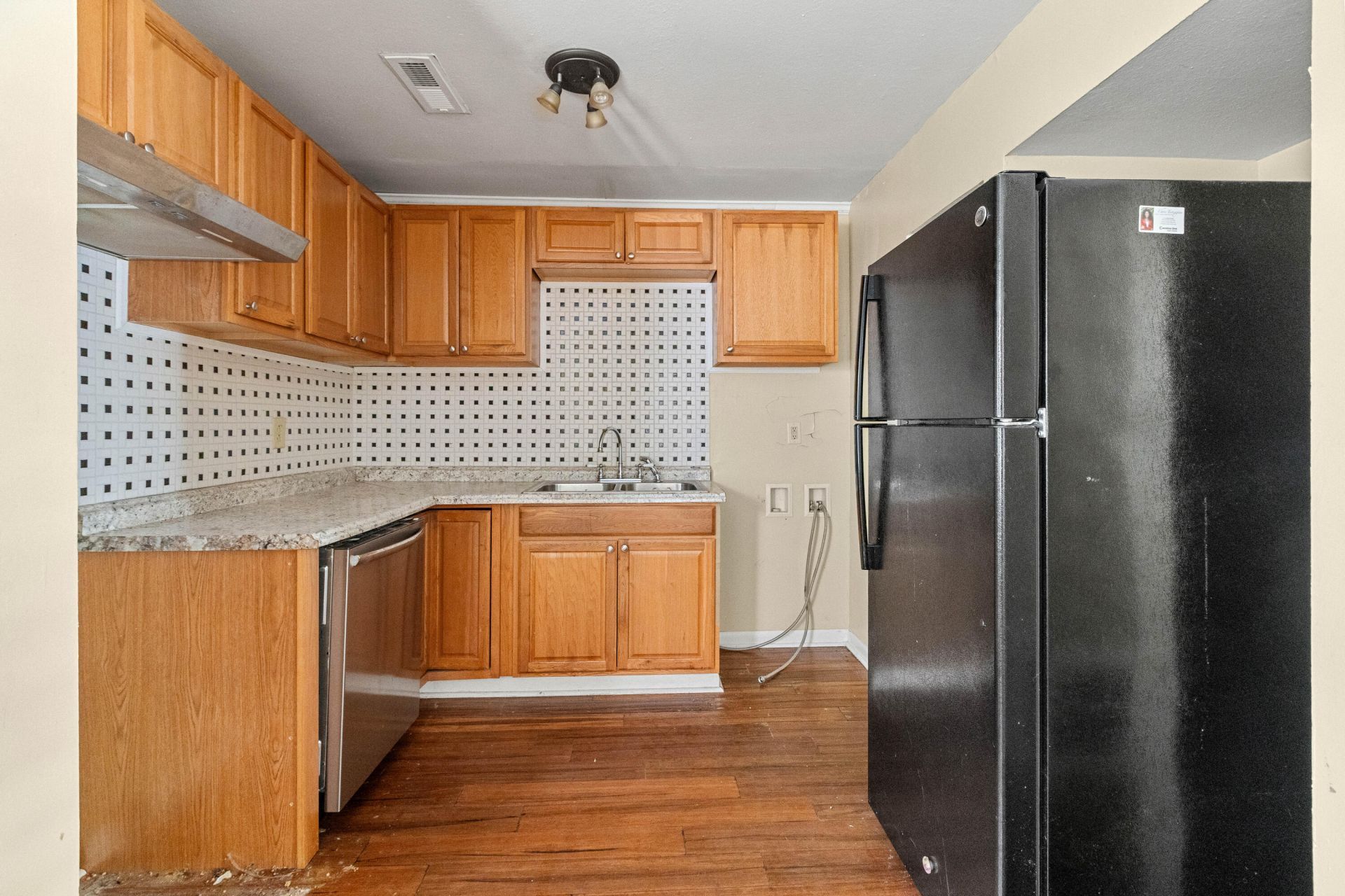 325 Tall Oak Avenue Photo 29