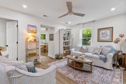 325 Tall Oak Avenue photo 4