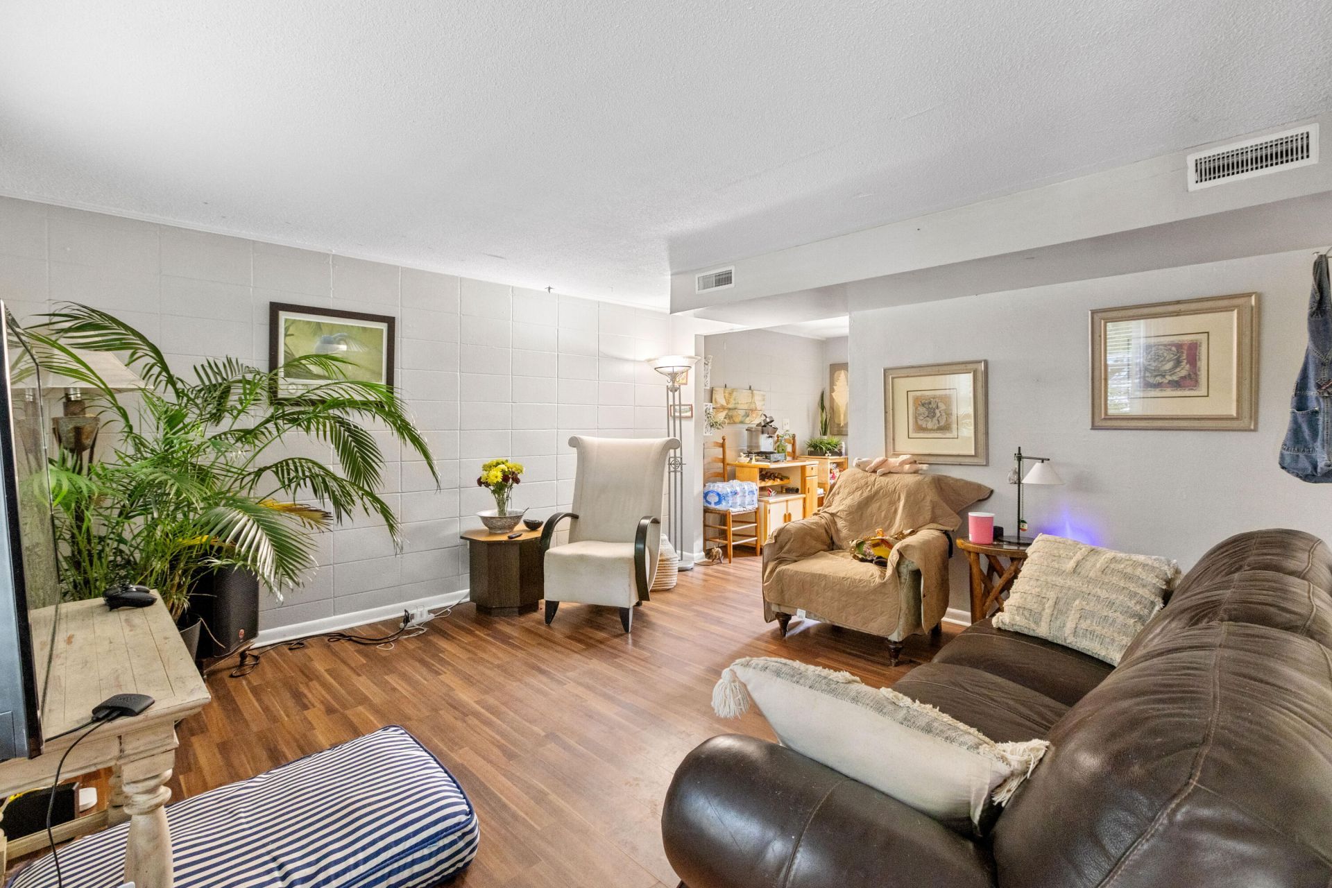 325 Tall Oak Avenue Photo 43