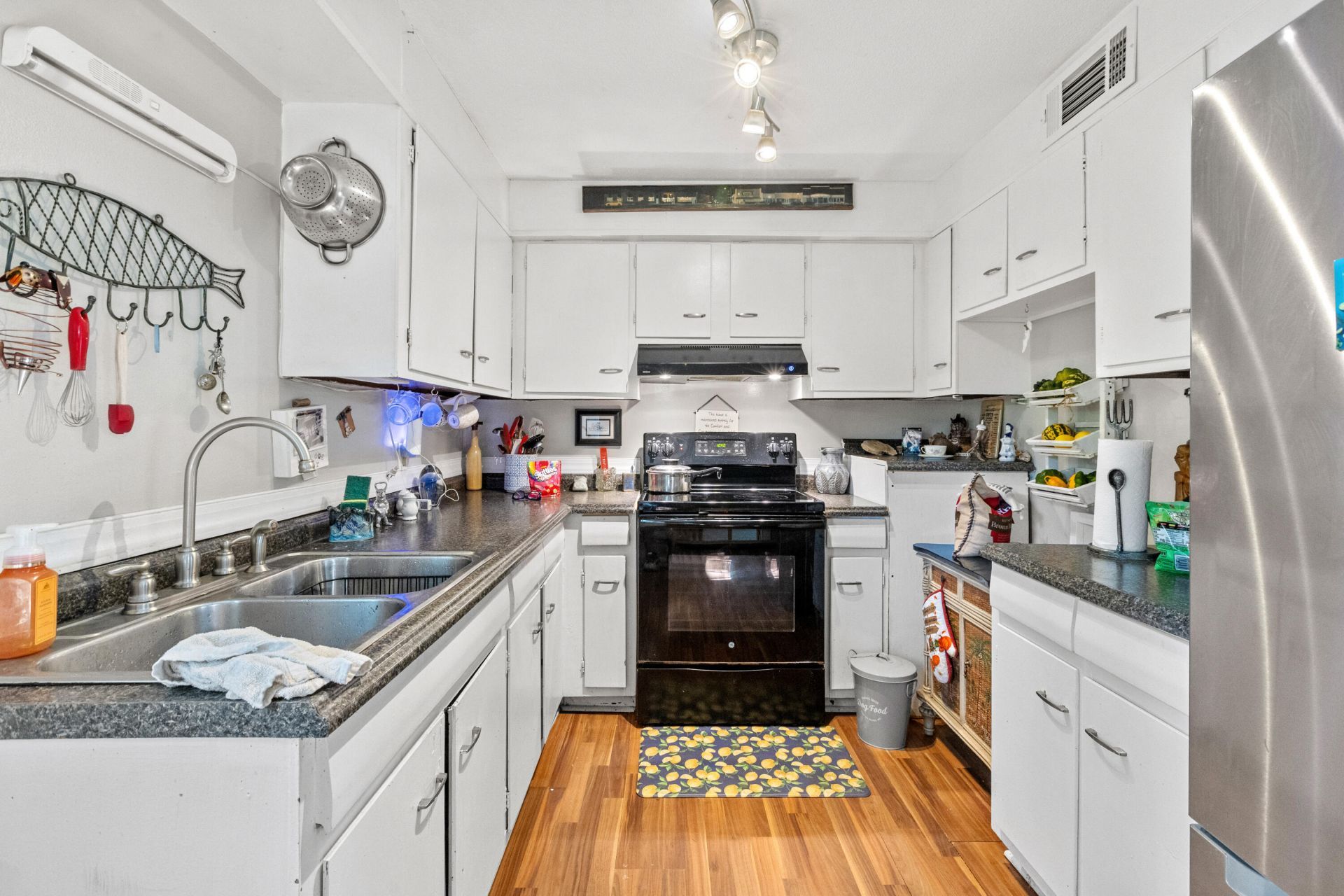 325 Tall Oak Avenue Photo 46