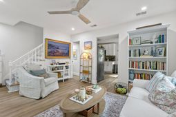 325 Tall Oak Avenue photo 4