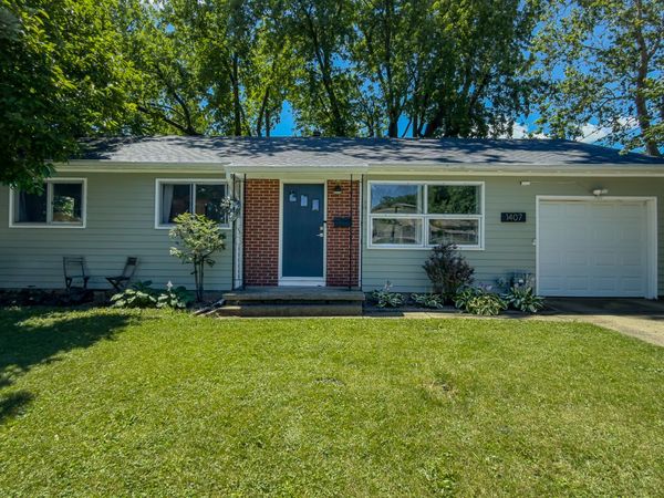 1407 E Fairlawn Drive , Urbana, IL 61801